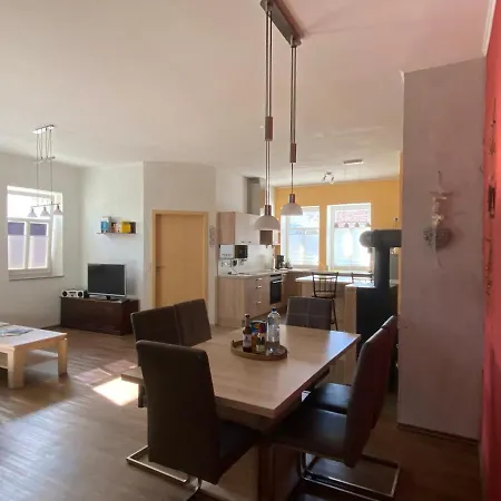 Apartmán Fewo Alte Schule *