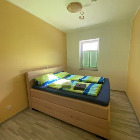 Apartmán Fewo Alte Schule Frankenhain